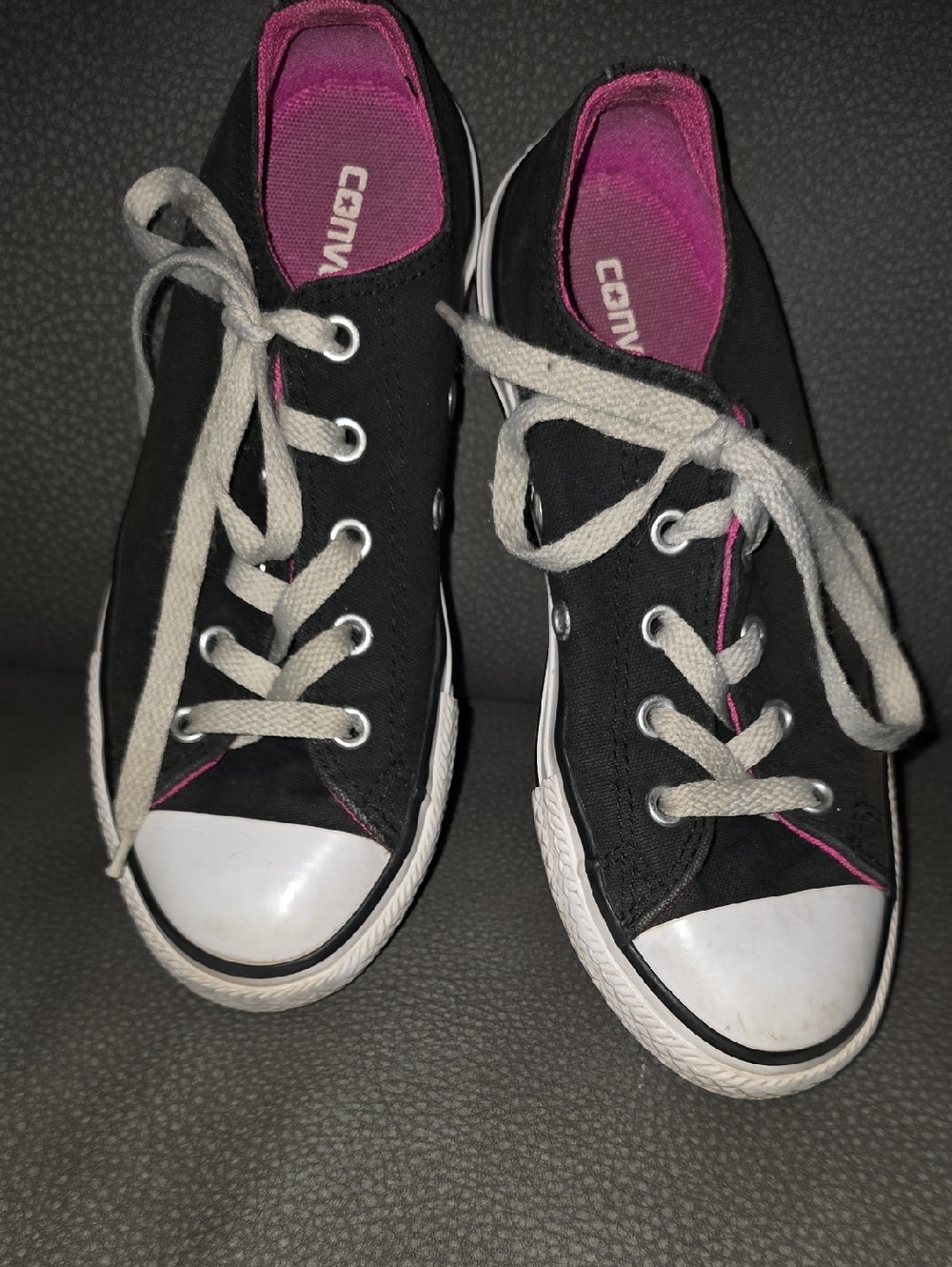 Converse Black Canvas Low-Top Sneakers with Pink Interior